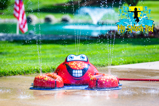 Crab Mobile Spray and Play Features – red crab splash pad water feature spraying streams of water from multiple nozzles.